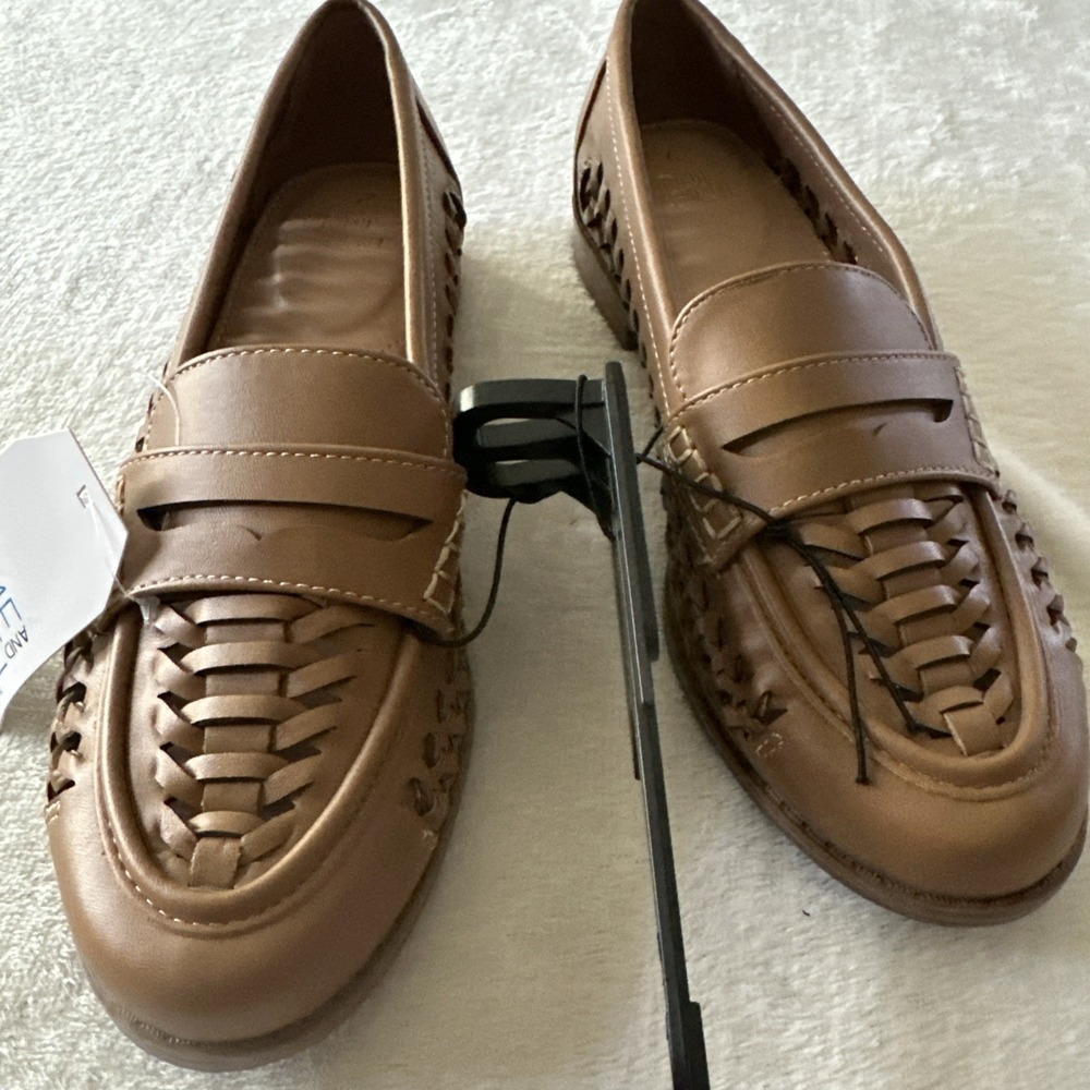 Time & Tru Women's Brown Woven Loafer Shoes Memory Foam Size 7